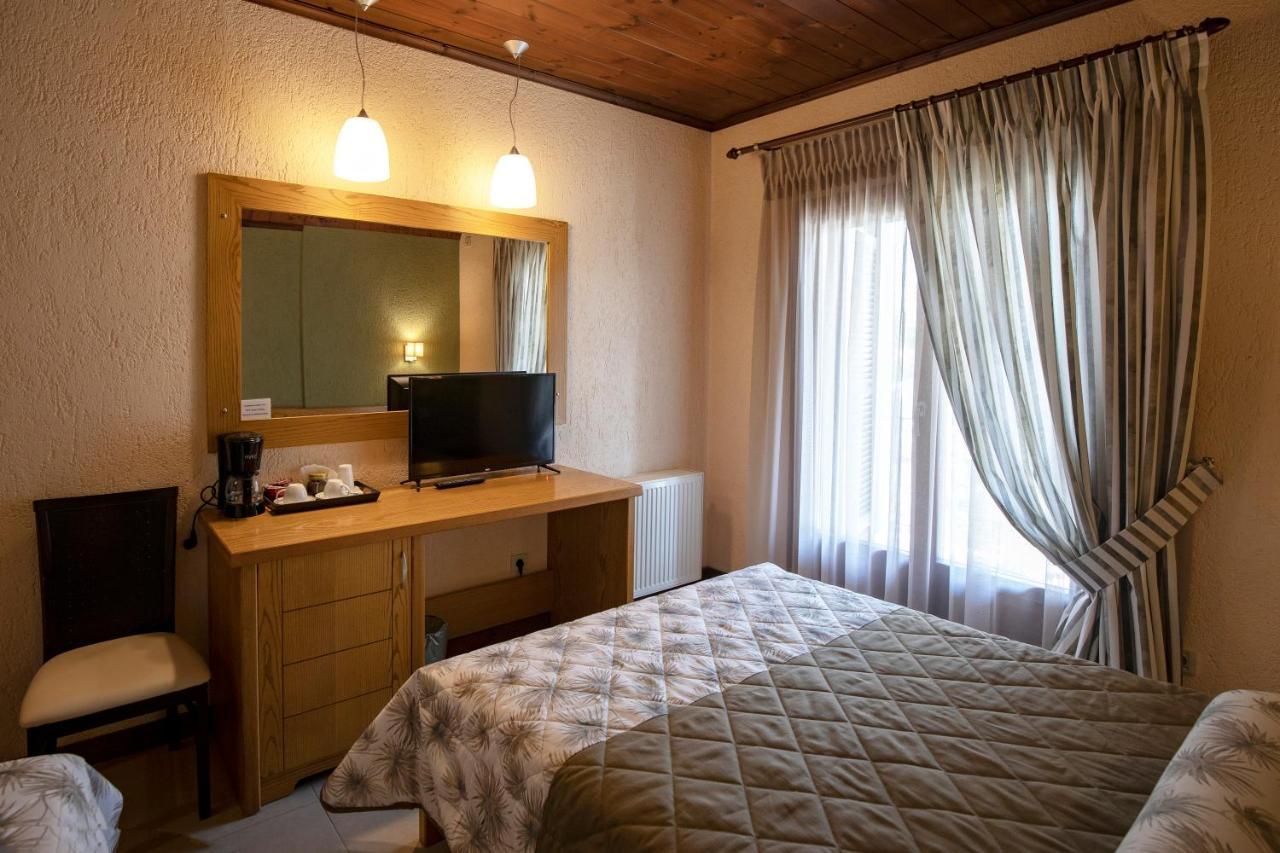 Pensjonat Asimina Guesthouse, Parnassos 3*
